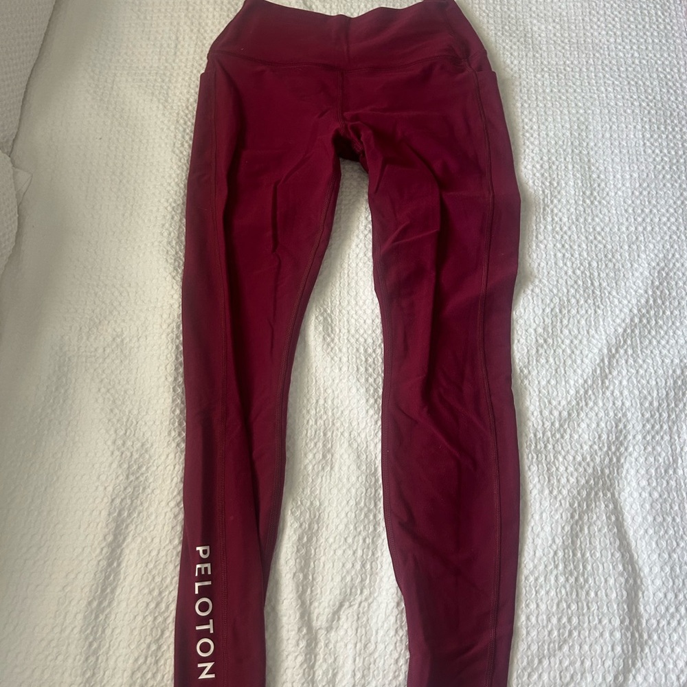 Peloton Cadence Maroon Leggings